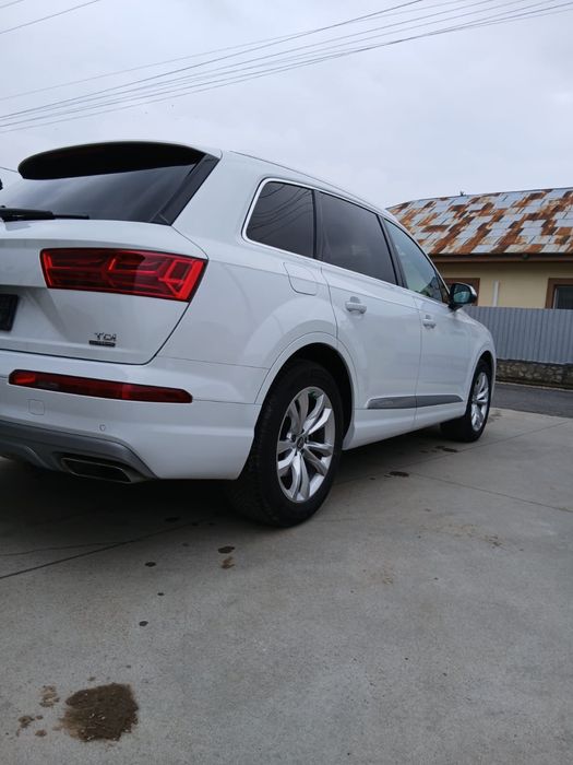 Audi Q7 2015 full