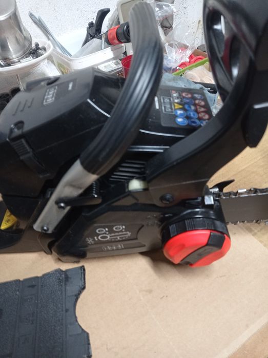 Бензинова резачка за дърва 53куб