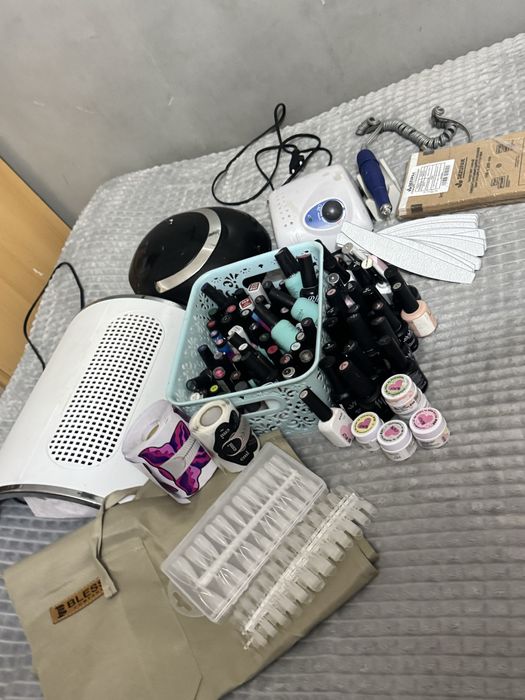 Продам набор для маникюра