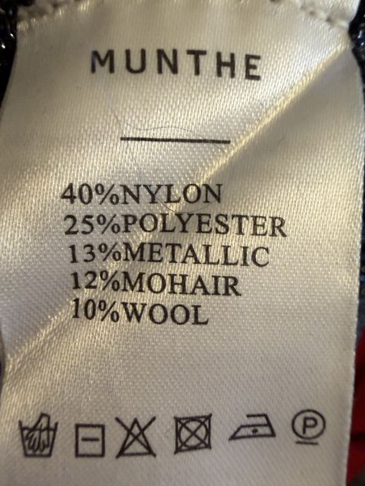 Münthe ефектен пуловер