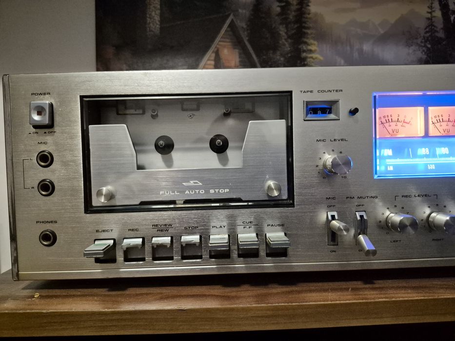 Gold Star Amplituner stereo caset
