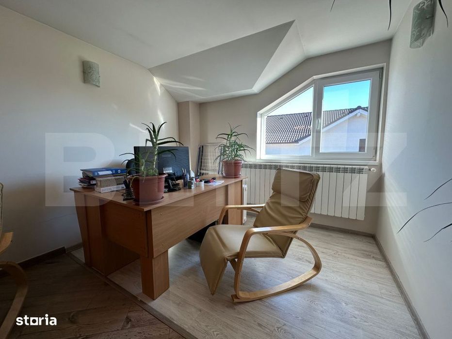 Casa de vanzare, 350 mp utili, 1000 mp teren - Cetate