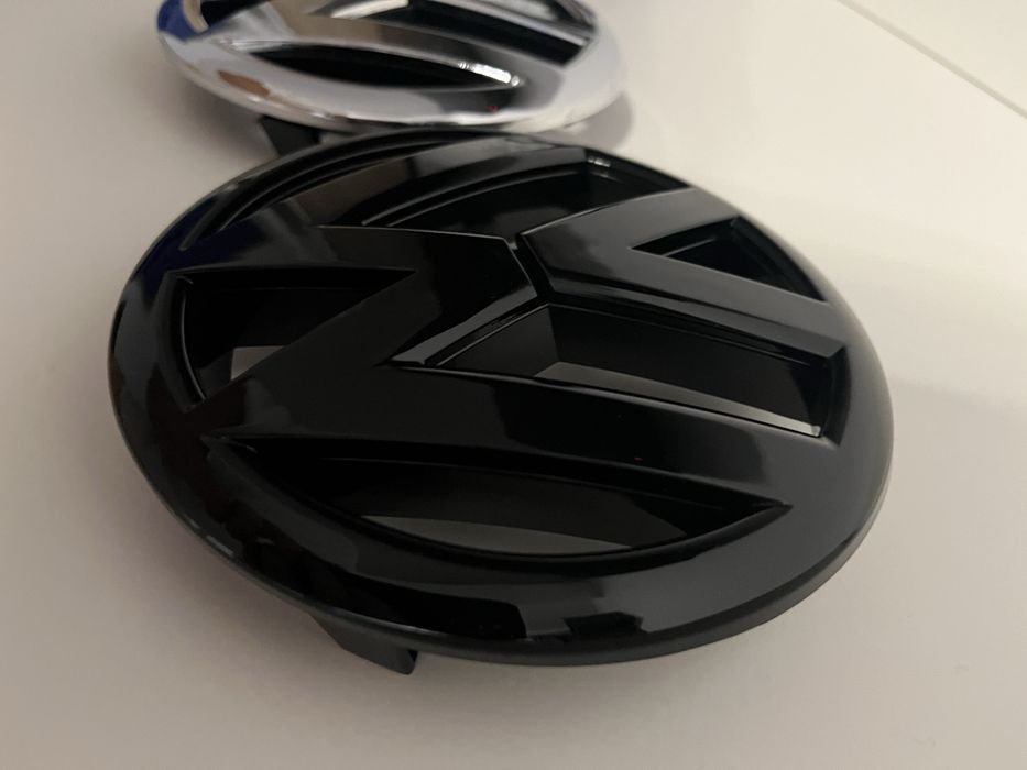 Logo emblema grila Volkswagen Golf Passat Touran Jetta