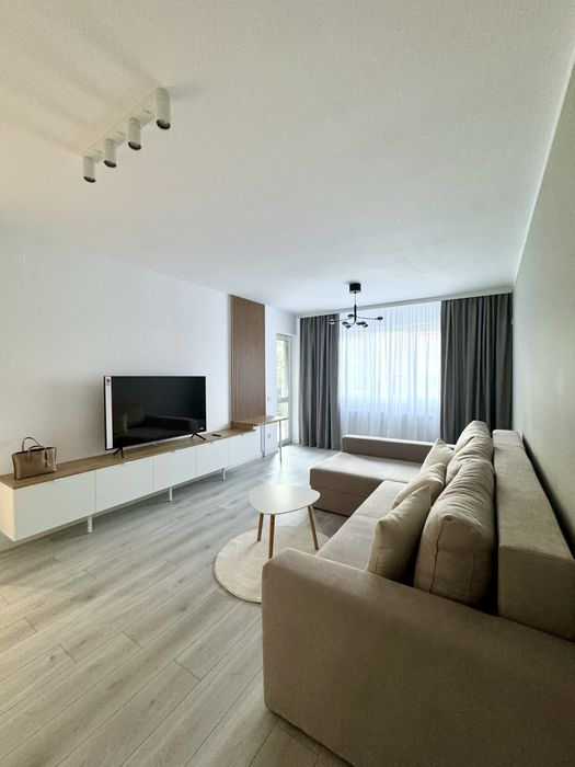 Inchiriez apartament 2 camere / proprietar / bloc nou / 600 €/ luna
