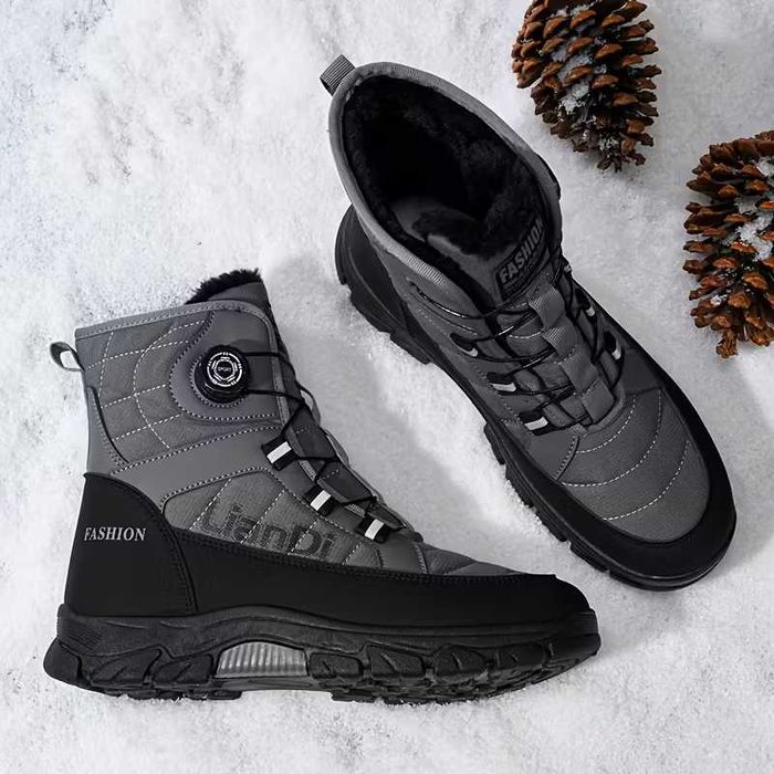 Продам новые сапоги зима-весна