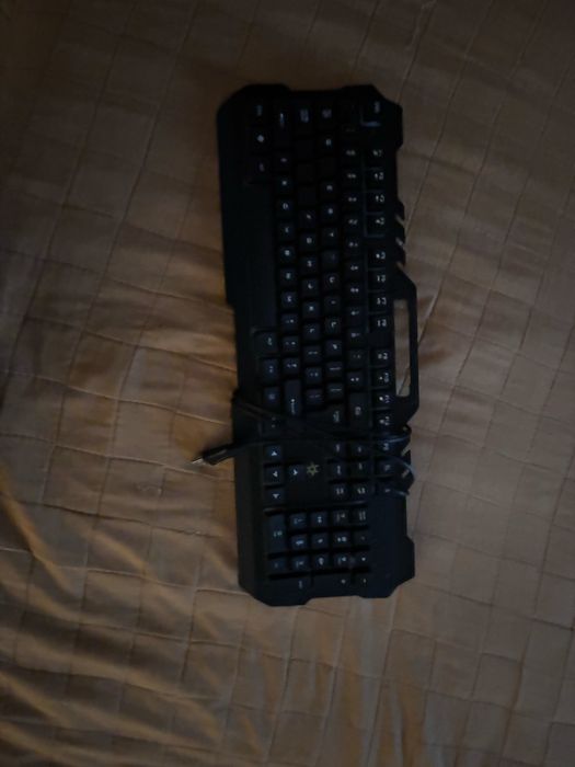 Tastatura usb buna urgent