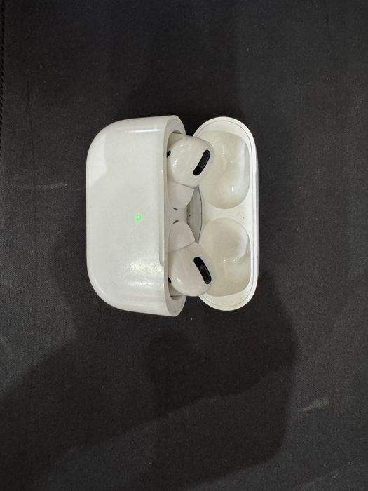 AirPods Pro Lightning