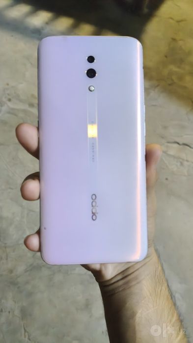 Oppo Reno Snapdragon 6/256 — Металл, AMOLED