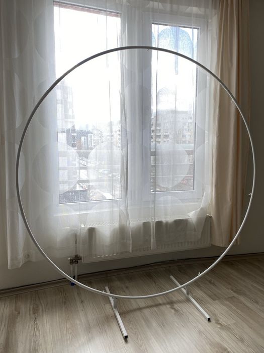 Кръгла метална арка за декорация и помпа за балони