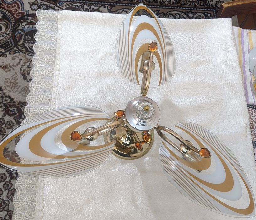 Люстра 3 рошковый