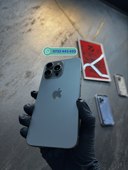  iPhone 15 Pro Max  Carcasă / Capac / Baterie 