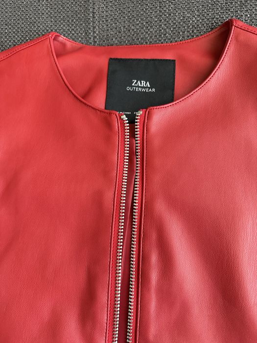 Яке Zara-еко кожа