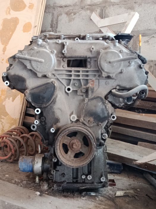 Двигатель VQ35DE