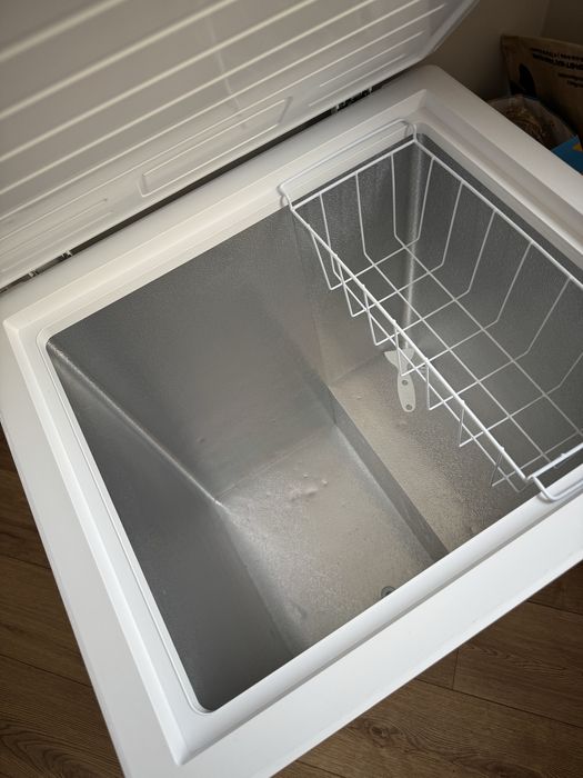 Морозильный холодильник