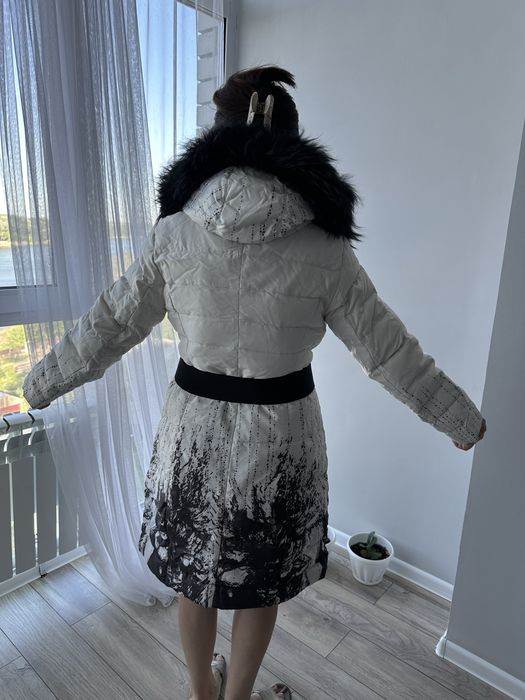 продам женский пуховик
