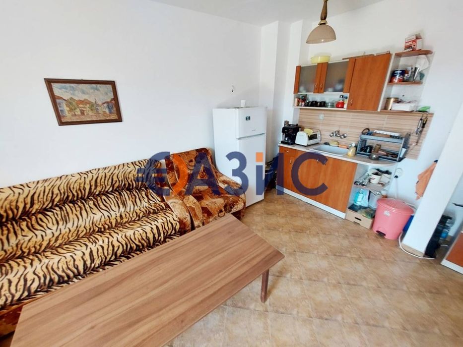 Продава се Двустаен апартамент в с. Кошарица, Област Бургас - 54 кв.м за 784 €/кв.м - Снимка #5