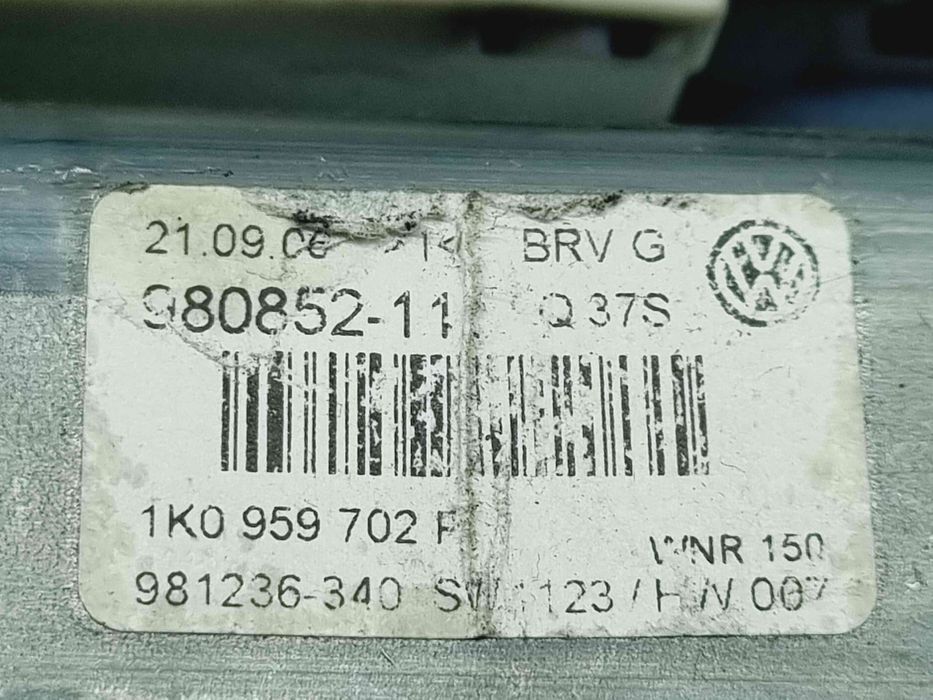 Motoras geam dreapta fata Volkswagen Passat B6 Variant (3C5) [Fabr 200