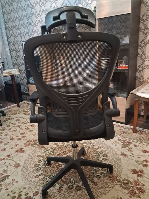 Стул компьютерный