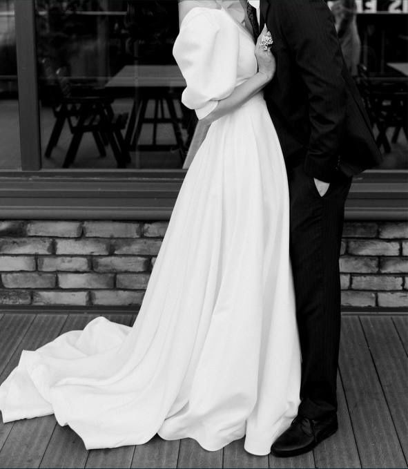 Продам дизайнерское свадебное платье