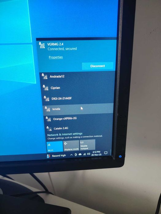 Vând PC complet cu monitor Dell LCD