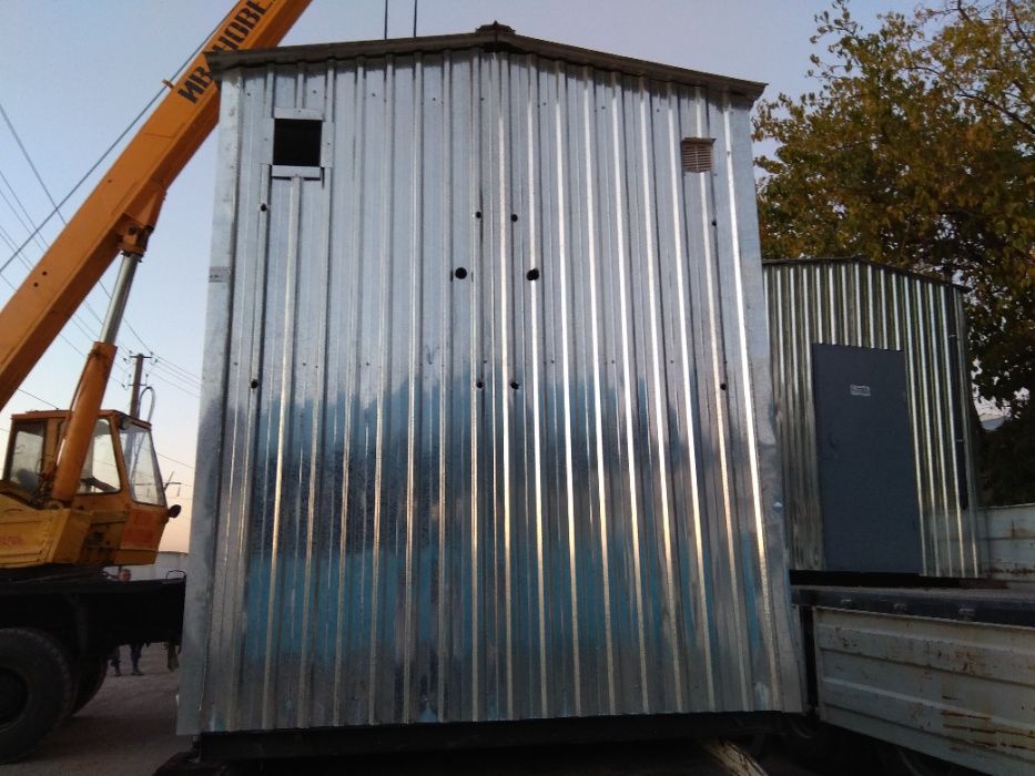 Блок-контейнер для офиса, жилья, установки оборудования