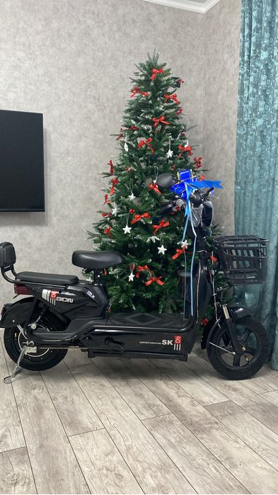 Продам электроскутер 8SK