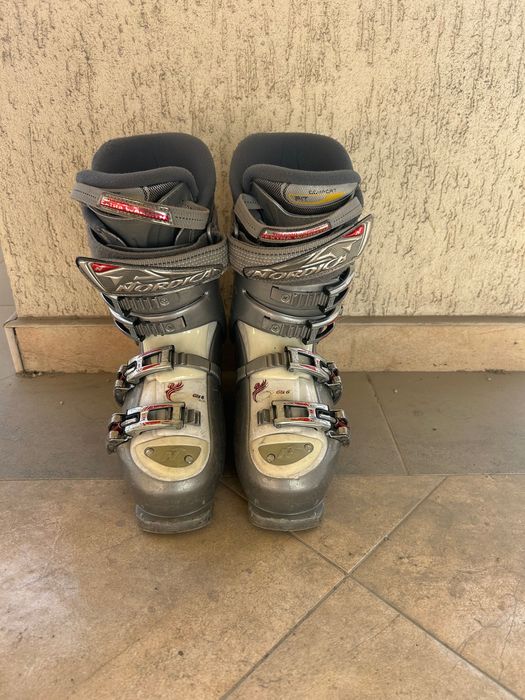 Ски обувки употребявани