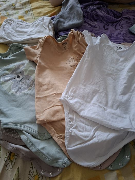 Body marimea 98 Sinsay si C&A