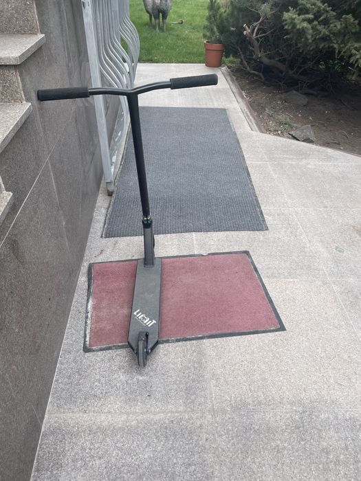 трюковой самокат «Limit”