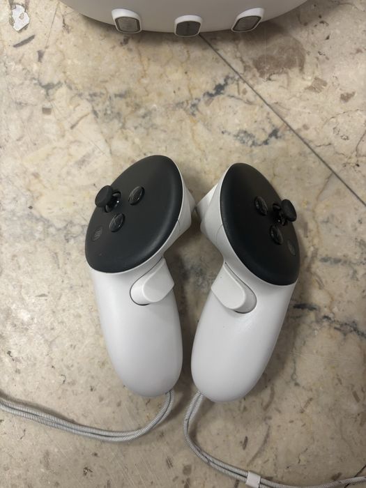 Ochelari VR Meta Quest 3 512Gb in stare buna