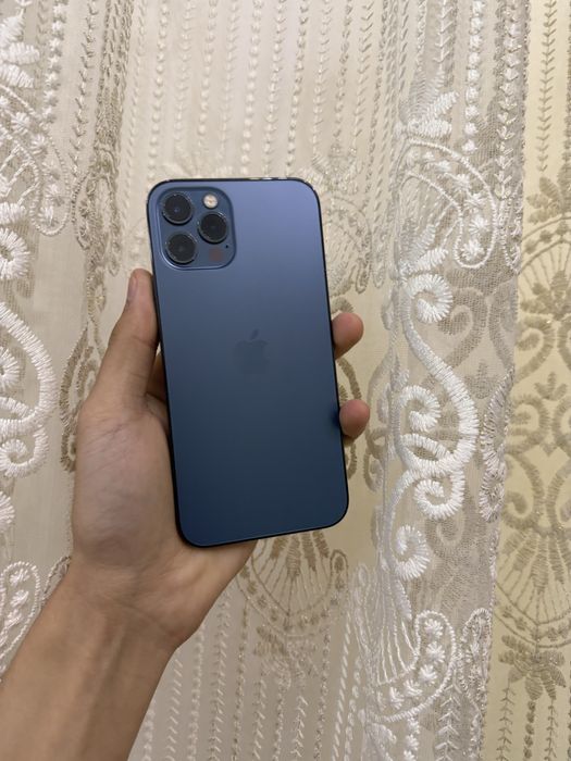 Iphone 12 pro blue ideal