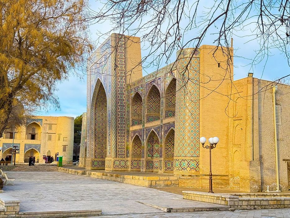 Гостиница Асл возле ляби хауза