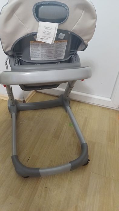 Scaun Graco de luat masa, 1200 Lei a costat, nou
