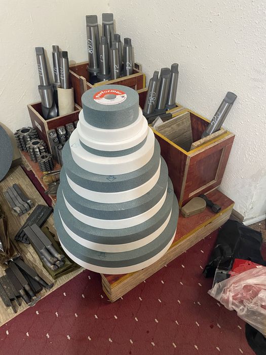 Круг шлифовальный. Шлифовальный камень. Абразивный круг