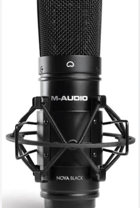 M-Audio AIR 192|4 sotiladi, juda yaxshi holatda.