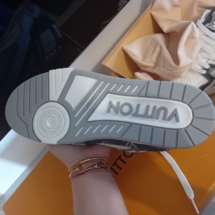 Adidasi Premium LV Trainer