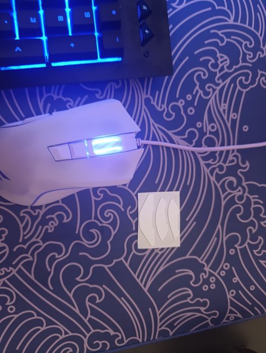 продается игровая мышь проводная клавиатура игровая проводная