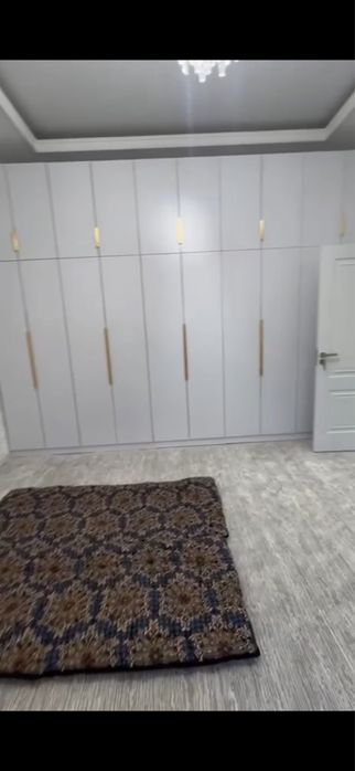 1 xonali uy sotiladi