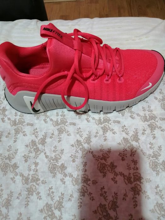 Adidas nike noi usori