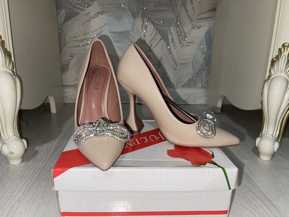 Туфли новый сатылады