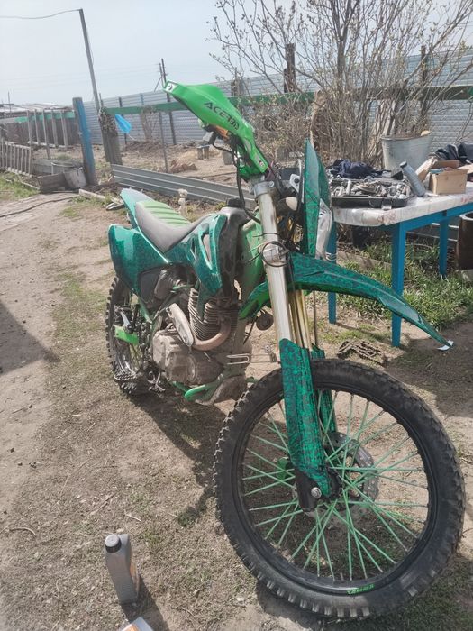 Продам эндуро 250