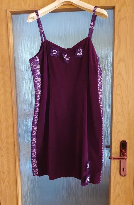 Rochii și jachetă pentru ocazii deosebite