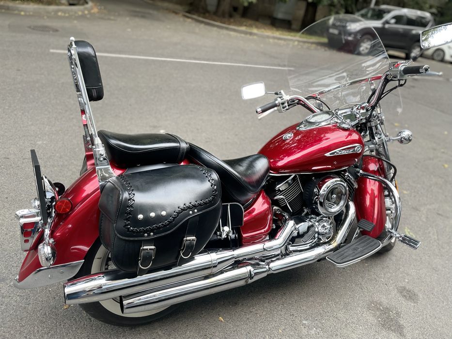 Yamaha XVS-1100 V-STAR