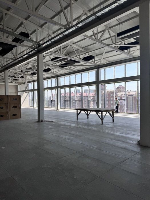 Сдаётся современное помещение в БЦ А Класса Абдулла Кадирий(N265)