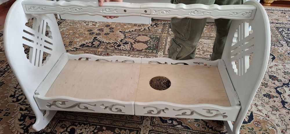 Бесік аппақ әдемі