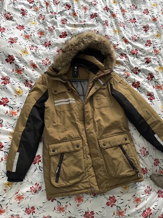 Мъжко зимно яке с качулка