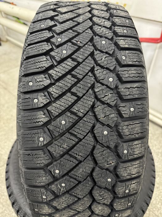 Зимние шины Gislaved 225/55/17