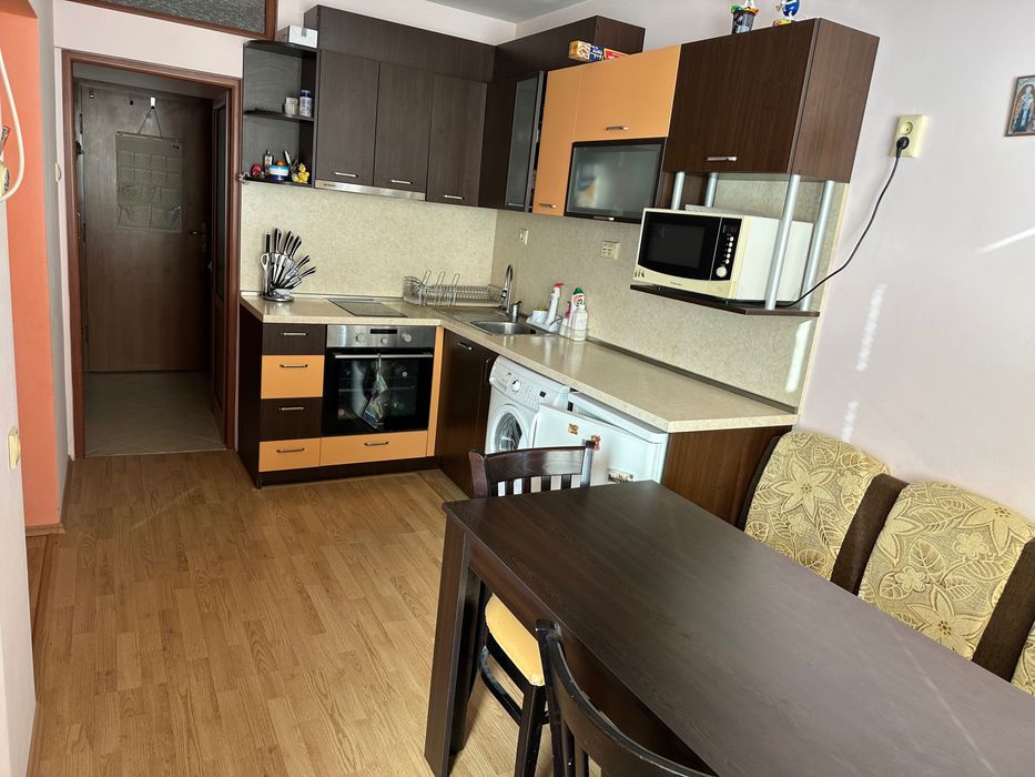 Продава се Многостаен апартамент в Поморие - 155 кв.м за 688 €/кв.м - Снимка #3