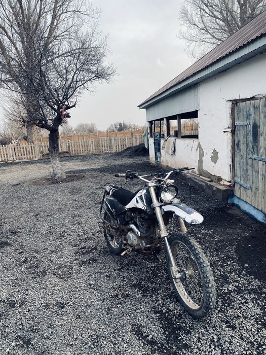 Мотоцикл 250 куб