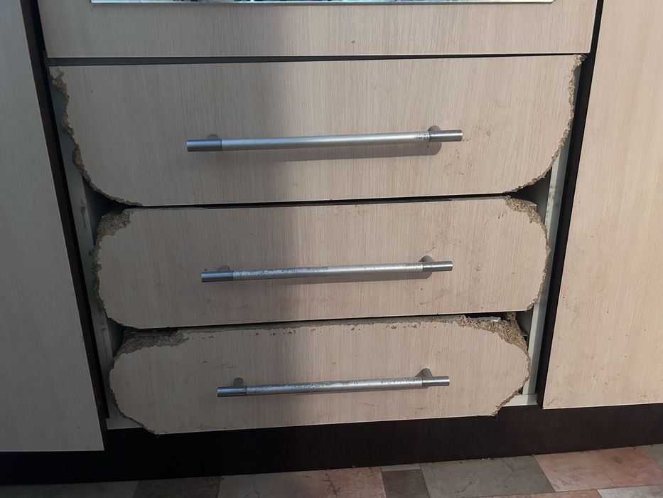 Продам или обменяю шкаф